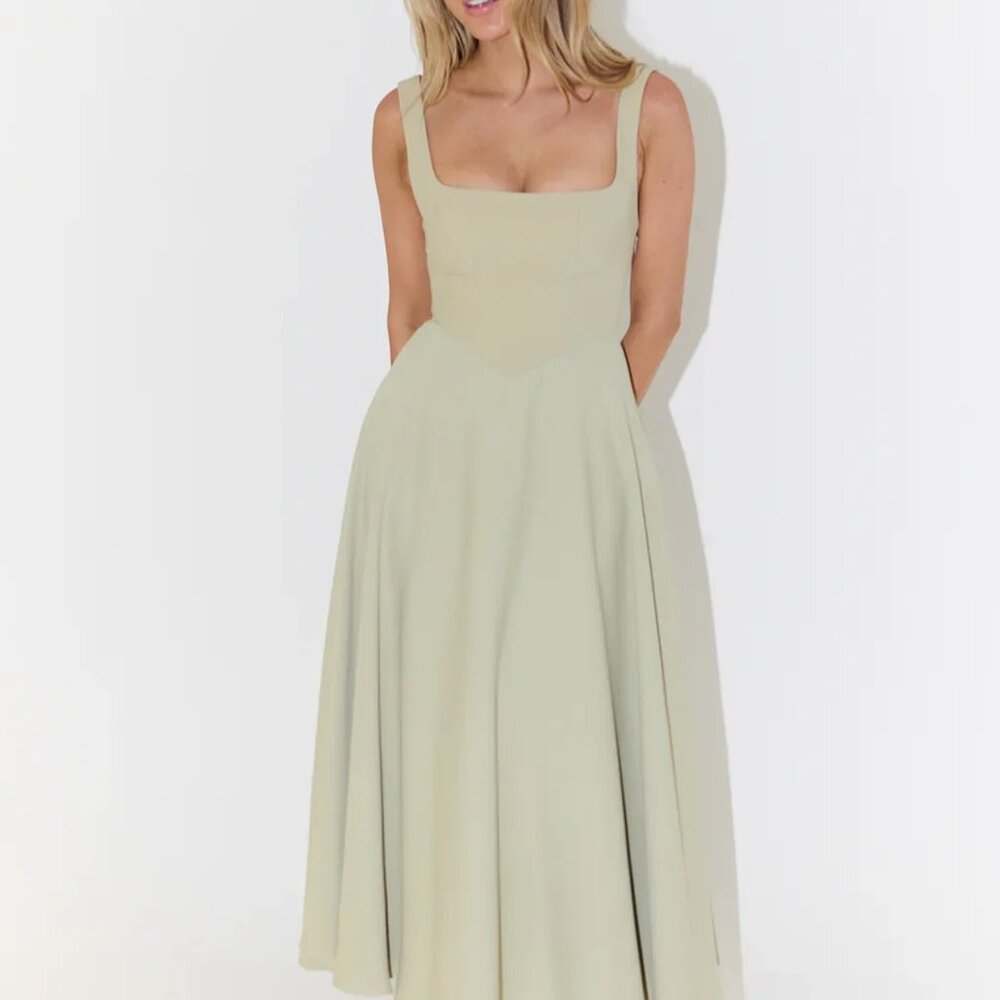 Sofia Classy Midi Dress